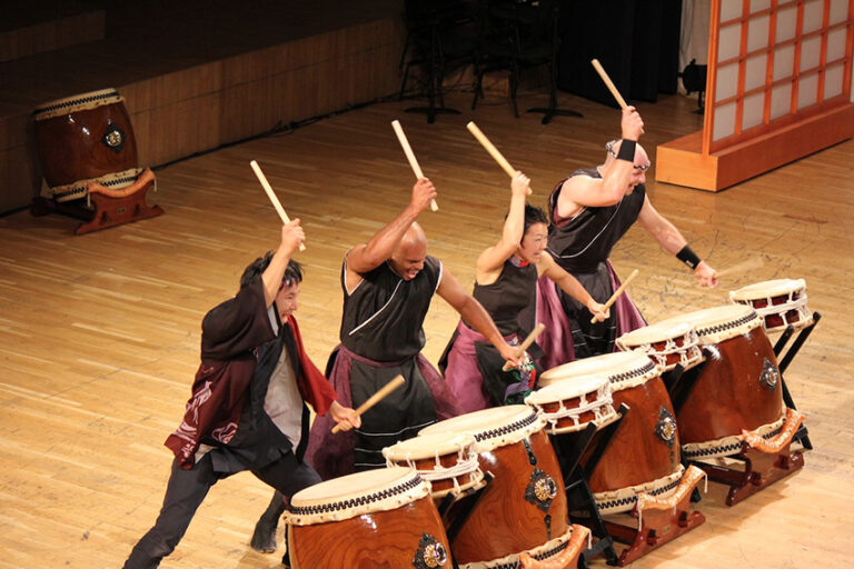 Japanese Drummers - Audionetworks Drummers For Hire